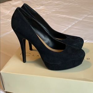 Lauren Conrad Black platform pumps